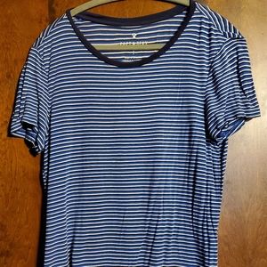 American eagle t-shirt